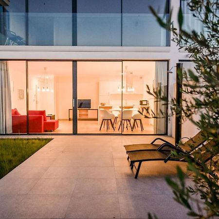Apartment Flori With Sea View Malinska Exterior photo